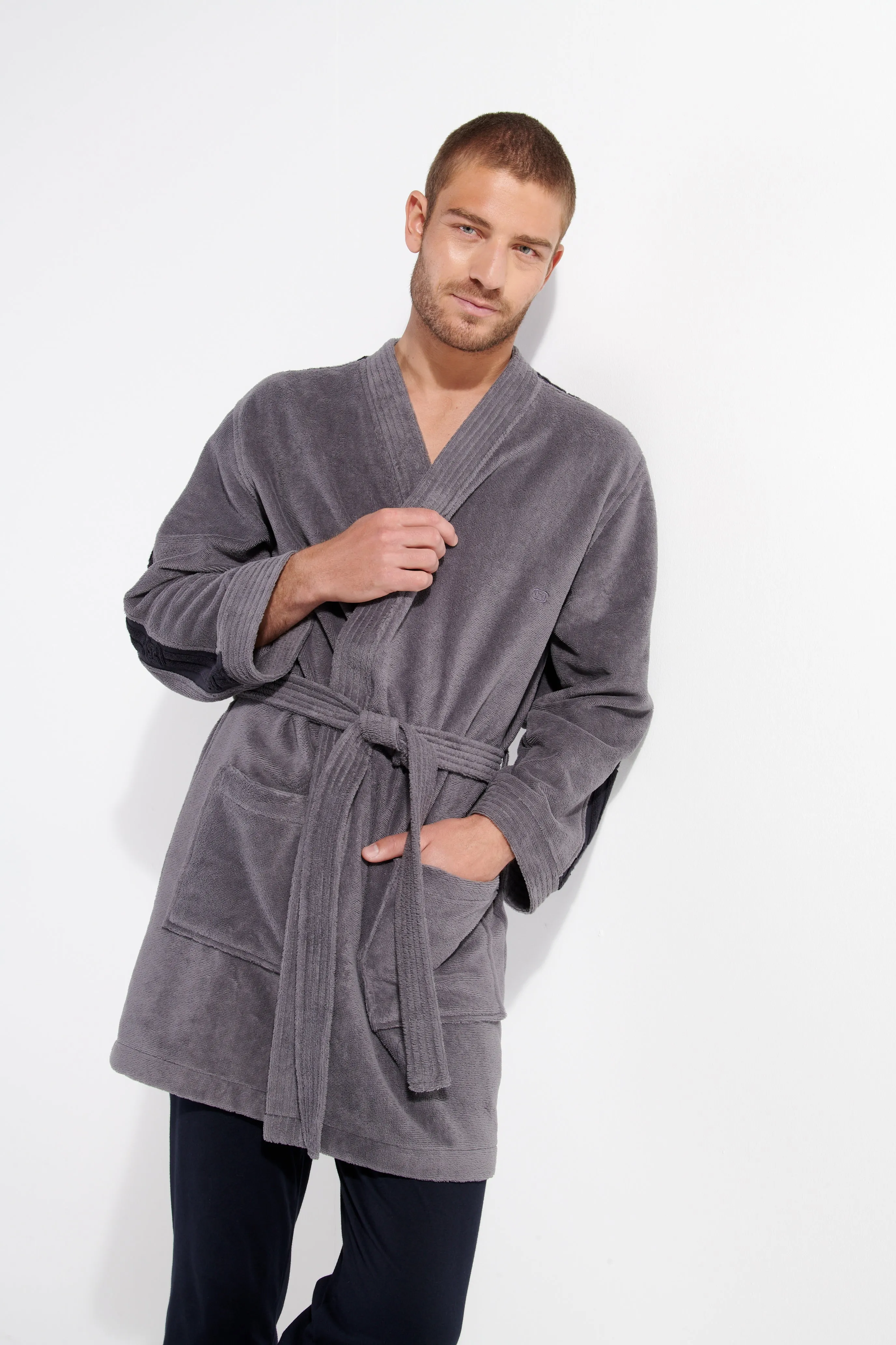 Preston Bathrobe | Grey 402726-00zu